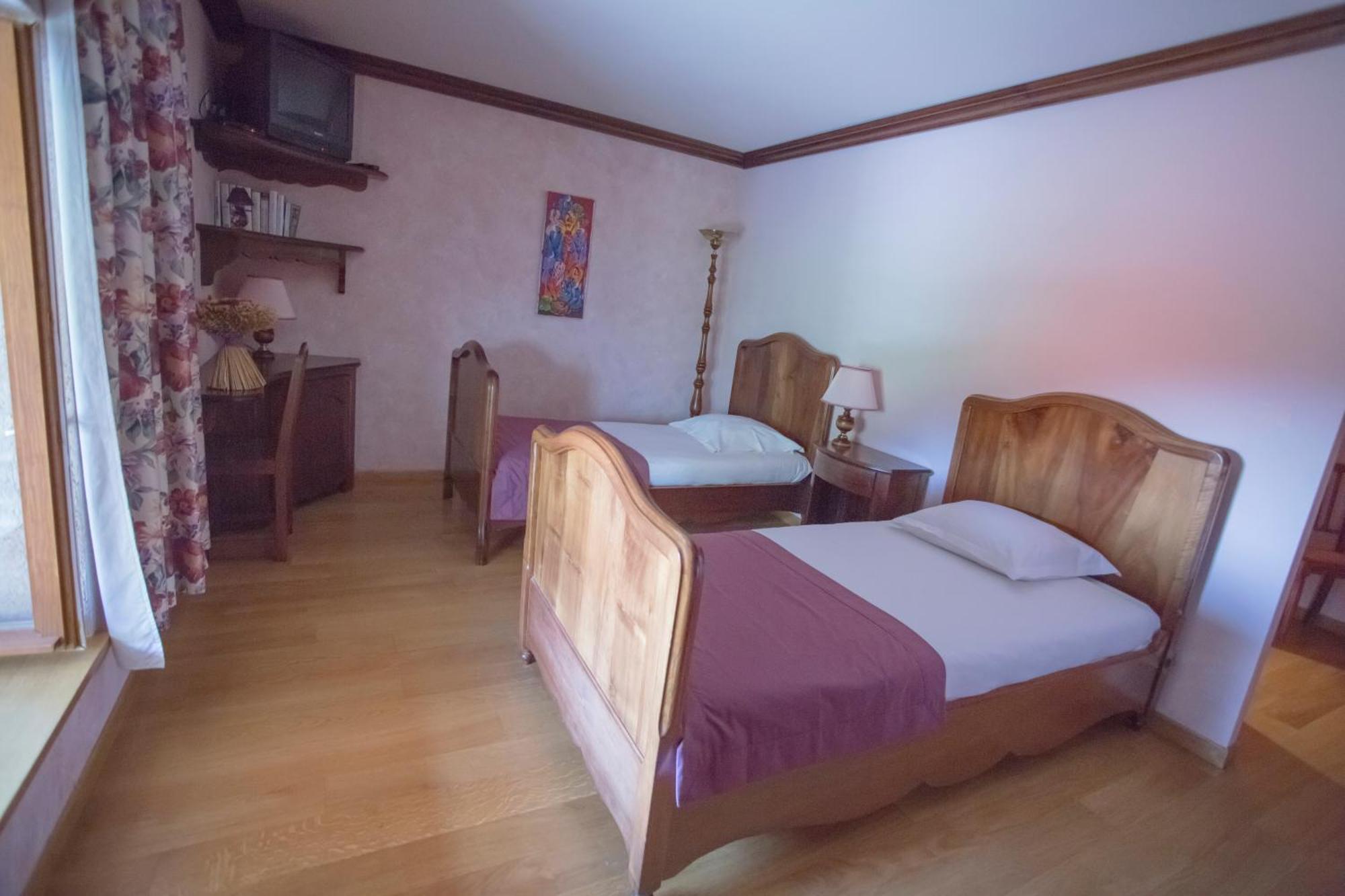 Le Bonheur Dans Le Pre Hotel Lucinges Eksteriør billede