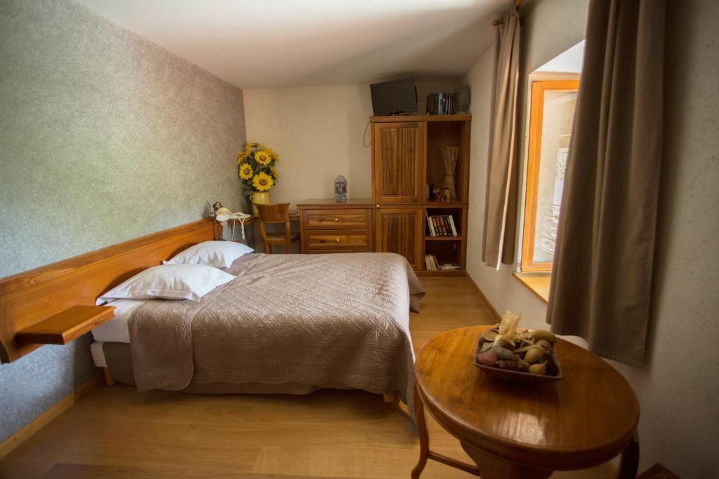 Le Bonheur Dans Le Pre Hotel Lucinges Værelse billede